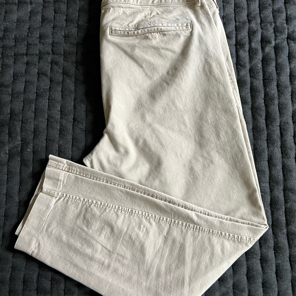 Old Navy Pixie Pants Capris